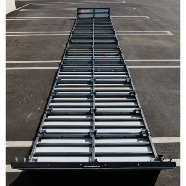 19'6"L x 8'W x 4'H Half Pipe Mini Ramp